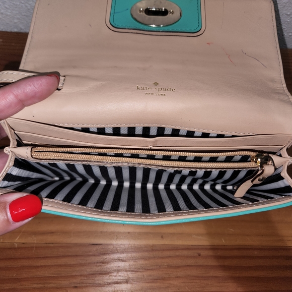 Kate Spade Wallet - Picture 5 of 6
